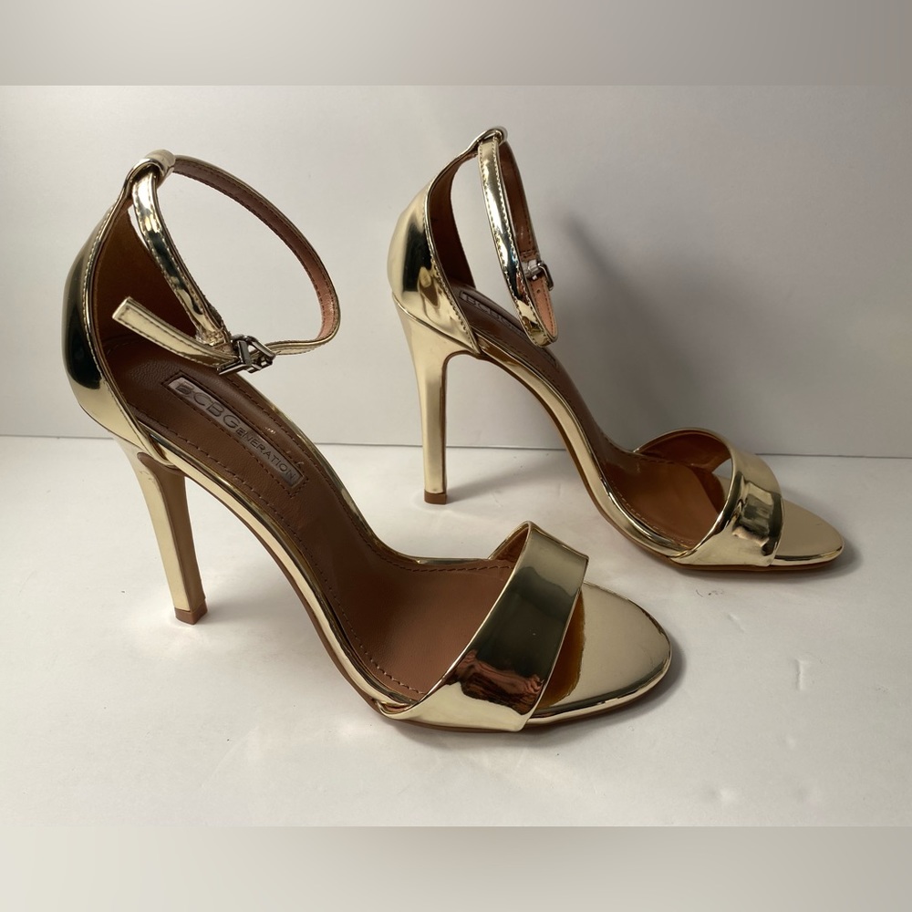 BCBGeneration ankle strap patent sandals heels gold 8